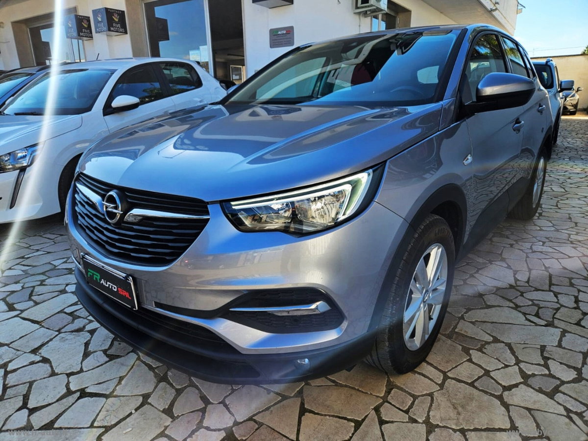 Opel Grandland 1.5 diesel Ecotec aut. (2)