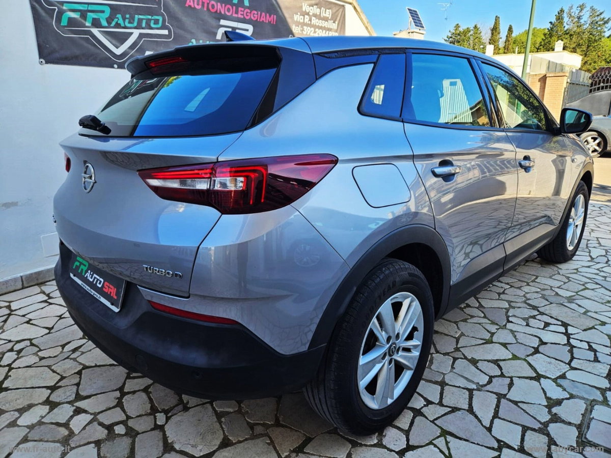 Opel Grandland 1.5 diesel Ecotec aut. (5)