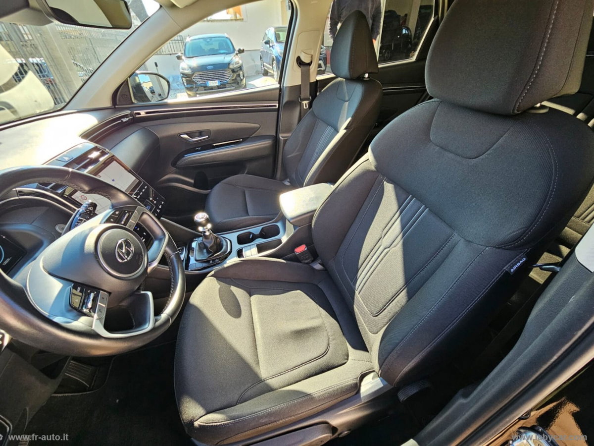 Hyundai Tucson 1.6 crdi 48V Xline 2wd dct (11)
