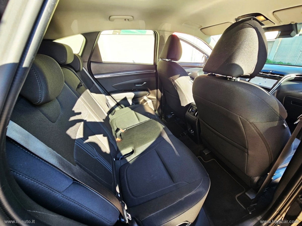 Hyundai Tucson 1.6 crdi 48V Xline 2wd dct (13)