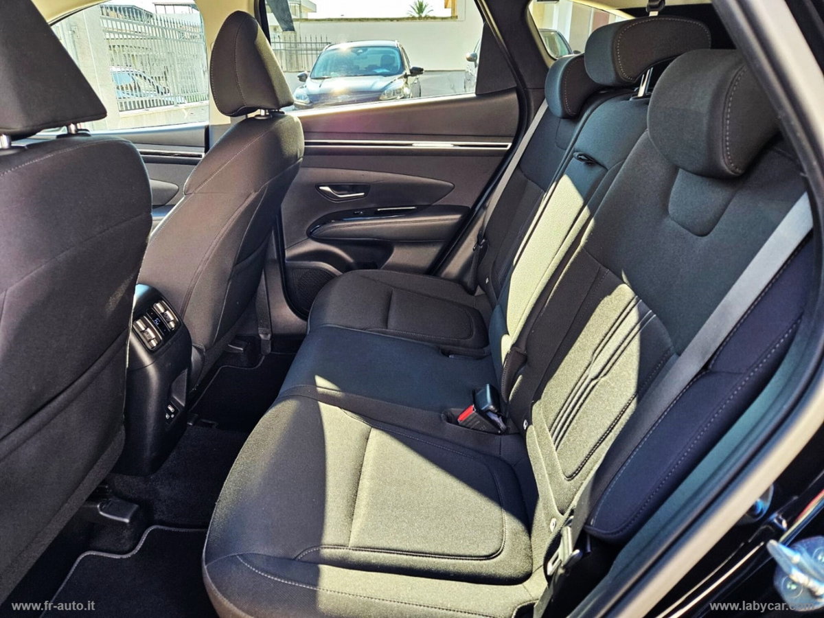 Hyundai Tucson 1.6 crdi 48V Xline 2wd dct (14)