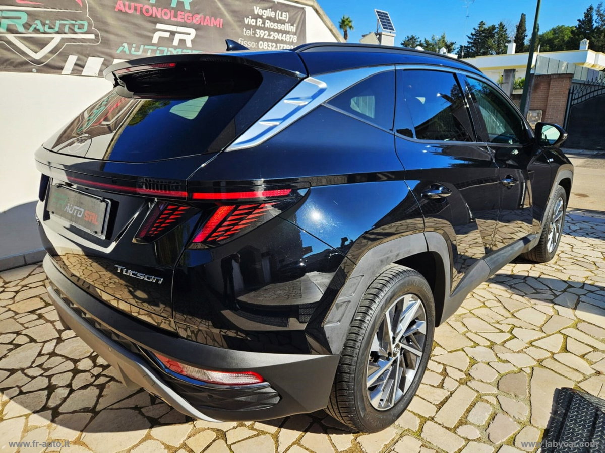 Hyundai Tucson 1.6 crdi 48V Xline 2wd dct (6)