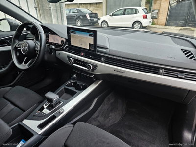Audi A4 Allroad 40 TDI 190 CV S tronic Identity Contrast (12)