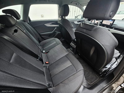 Audi A4 Allroad 40 TDI 190 CV S tronic Identity Contrast (15)