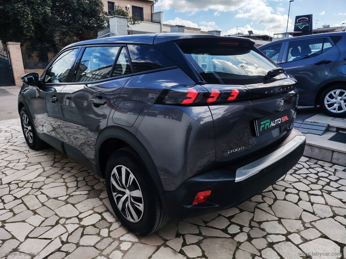 Peugeot 2008 BlueHDi 110 S&S GT (9)