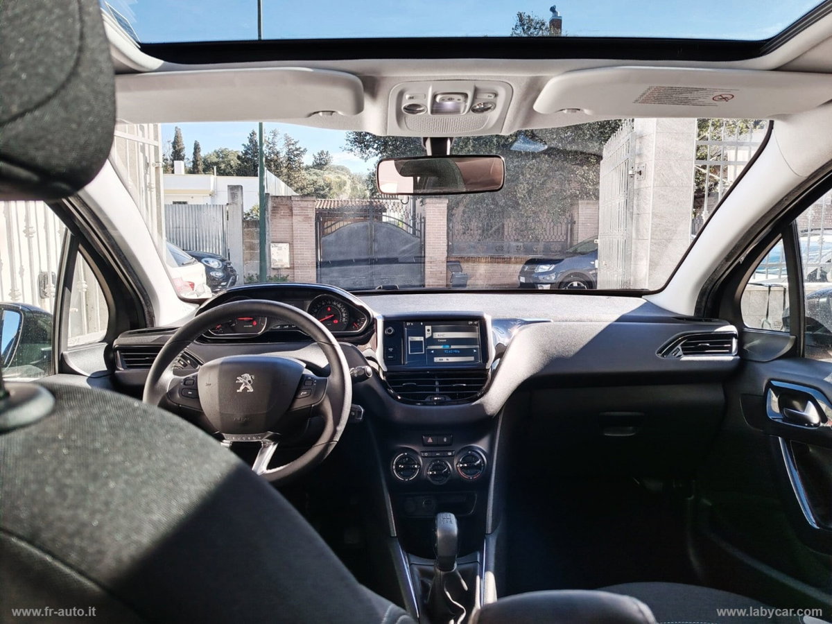 Peugeot 208 VTi 82 CV 5 porte Allure (8)
