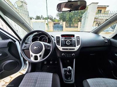Kia Venga 1.4 EcoGPL Cool (11)