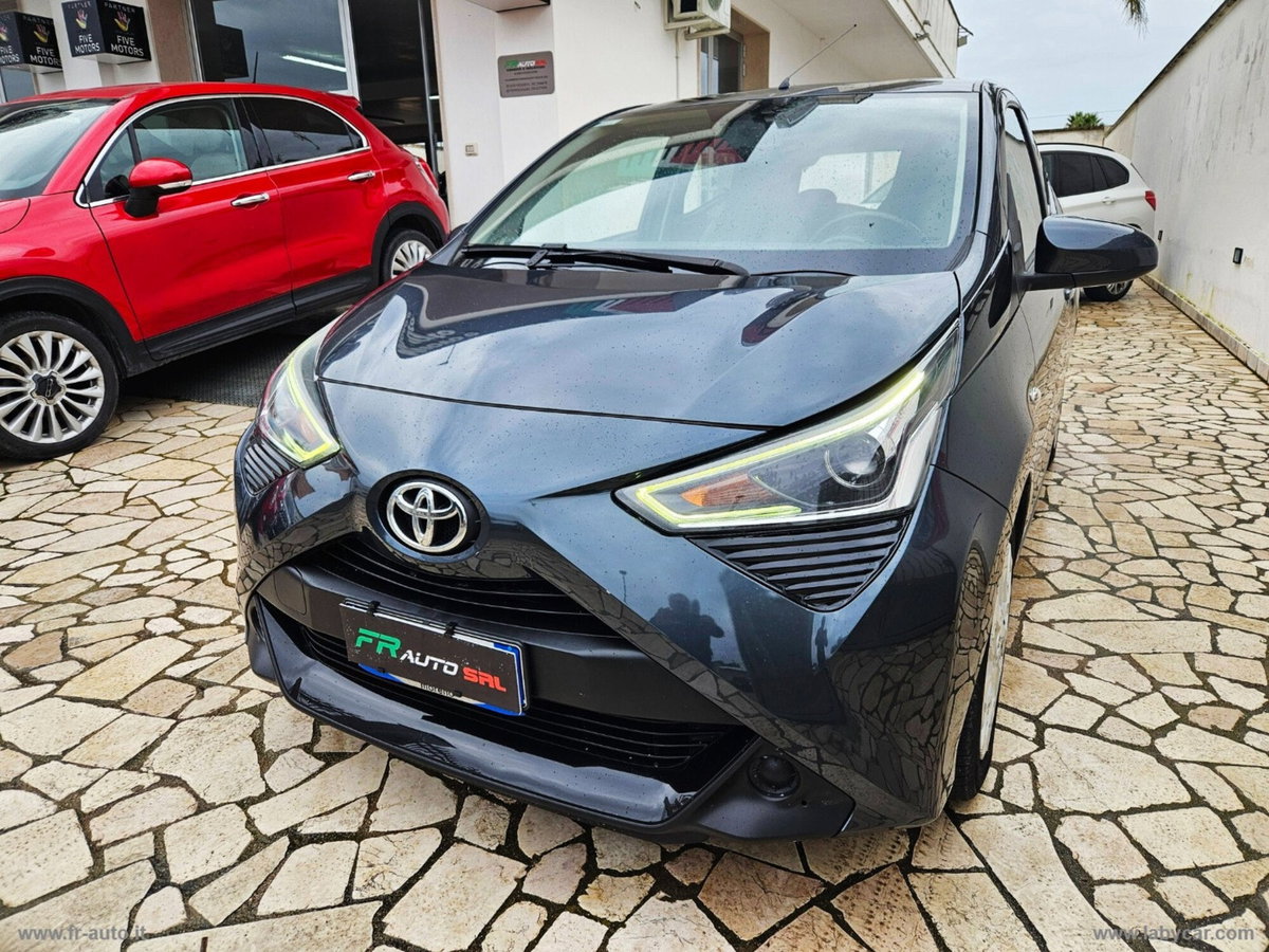 Toyota Aygo 1.0 VVT-i 72 CV 5 porte x-cite
