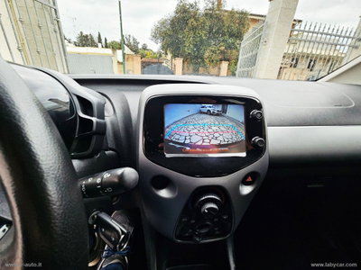 Toyota Aygo 1.0 VVT-i 72 CV 5 porte x-cite (11)