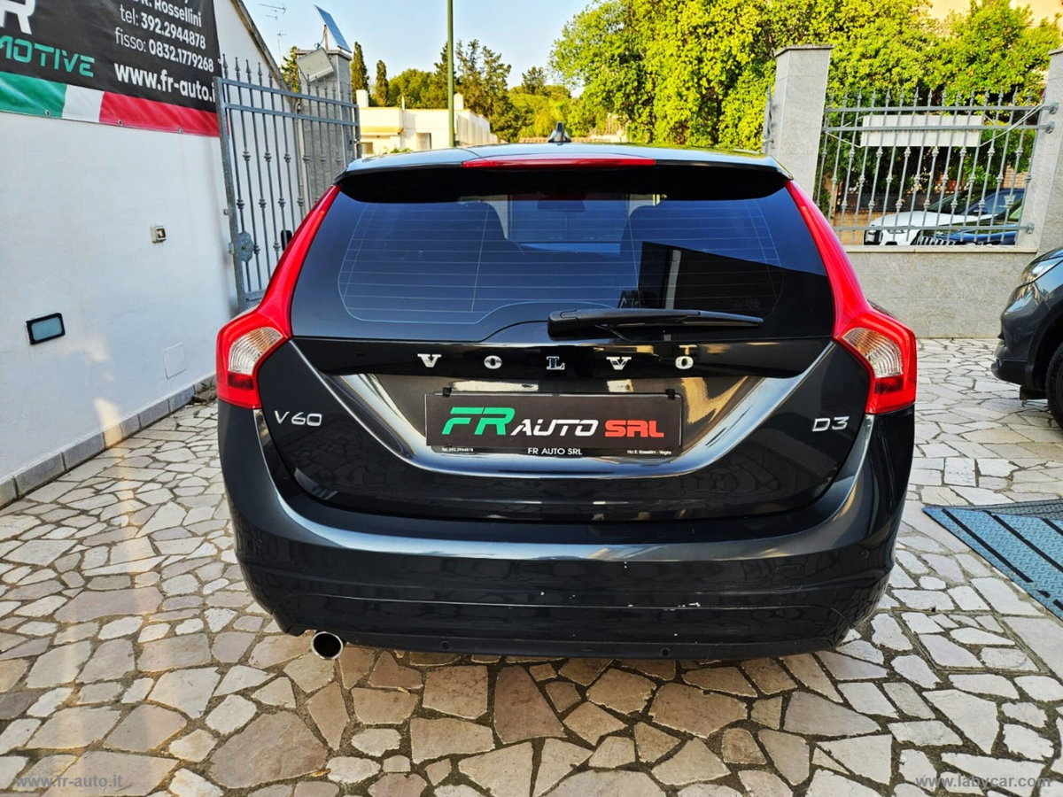 Volvo V60 D3 Geartronic Summum (7)