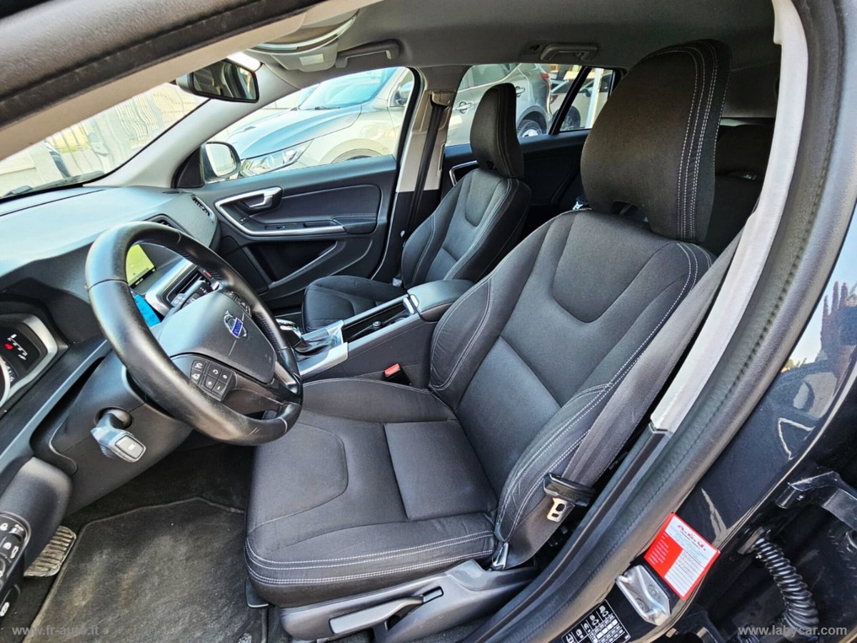Volvo V60 D3 Geartronic Summum (9)