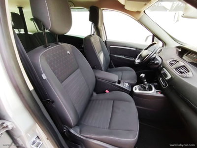 Renault Scenic E-Tech Electric XMod 1.5 dCi 110CV Start&Stop Energy (13)