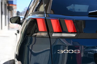 Peugeot 3008 BlueHDi 130 S&S EAT8 Allure Pack (11)