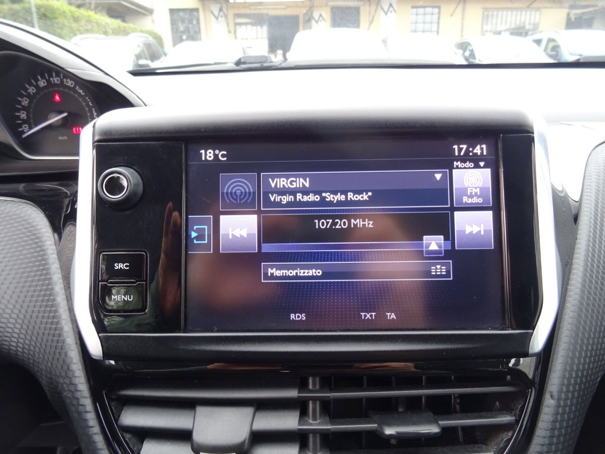 Peugeot 2008 82 Active (20)