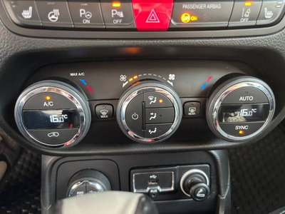 Jeep Renegade 2.0 Mjt 170CV 4WD Active Drive Low Trailhawk (17)