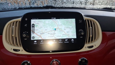 Fiat 500 1.0 Hybrid Red (12)