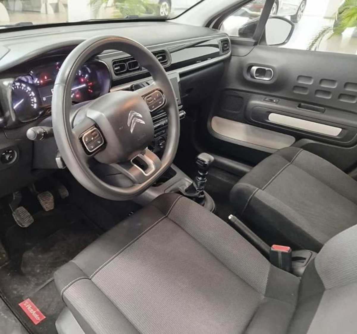 Citroen C3 BlueHDi 100 S&S Business Combi (7)