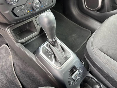 Jeep Renegade 1.5 Turbo T4 MHEV Limited (12)