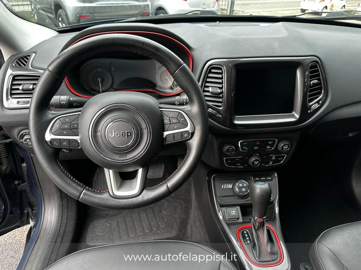 Jeep Compass 1.3 turbo t4 phev Trailhawk 4xe auto (10)