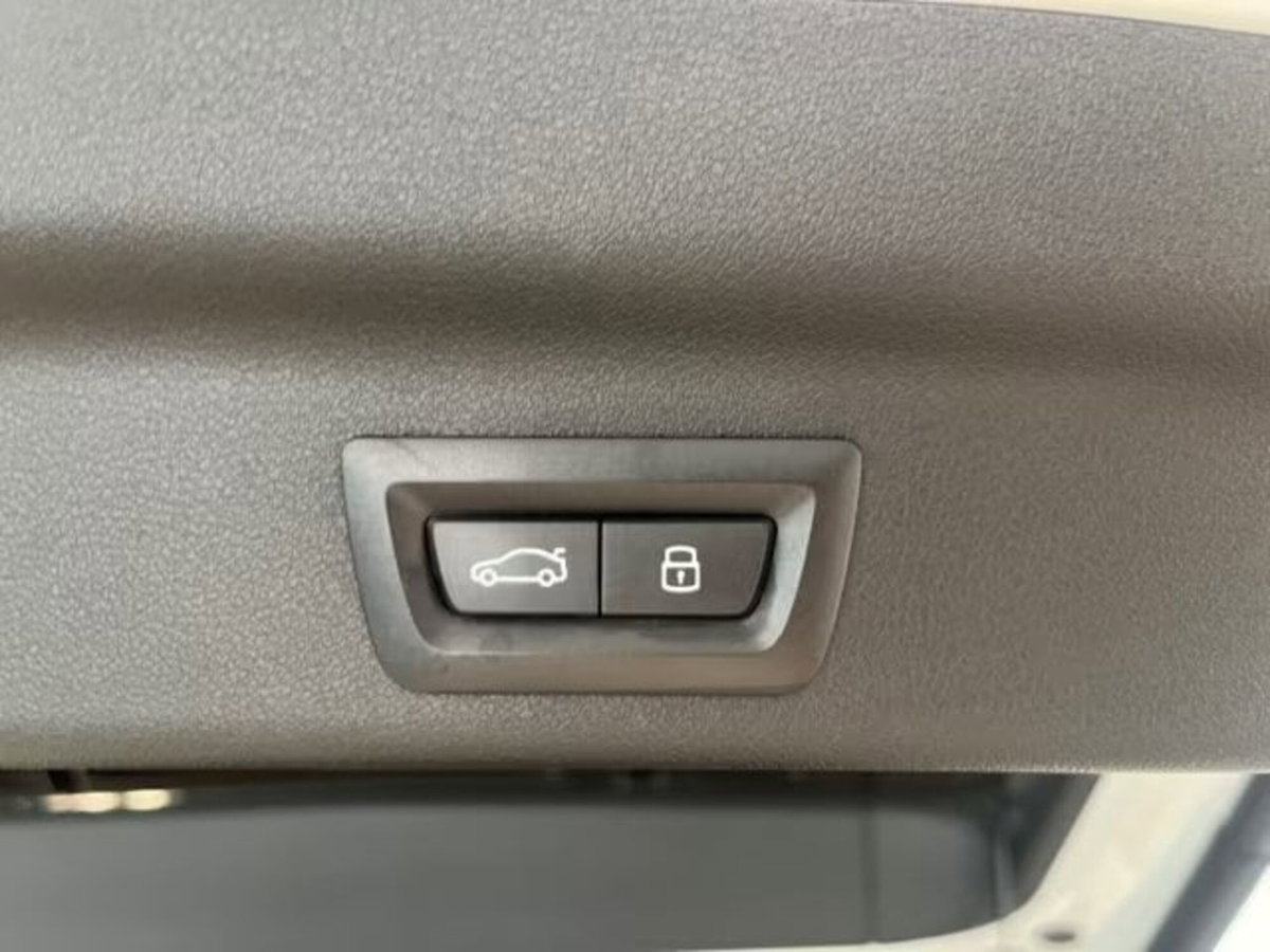 BMW X1 xDrive 20d Msport (12)