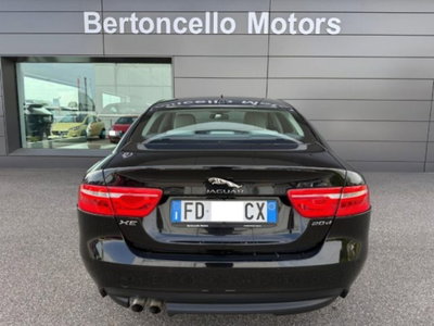 Jaguar XE 2.0 D Turbo 180CV aut. Prestige (5)