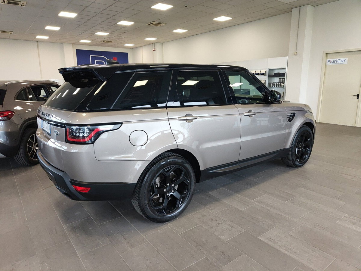 Land Rover Range Rover Sport 3.0D l6 249 CV HSE Dynamic Stealth (8)