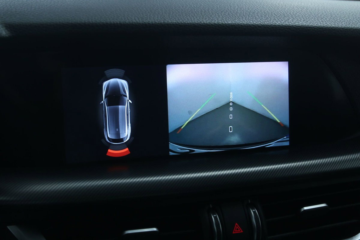 Alfa Romeo Stelvio Stelvio 2.2 Turbodiesel 210 CV AT8 Q4 Veloce (11)