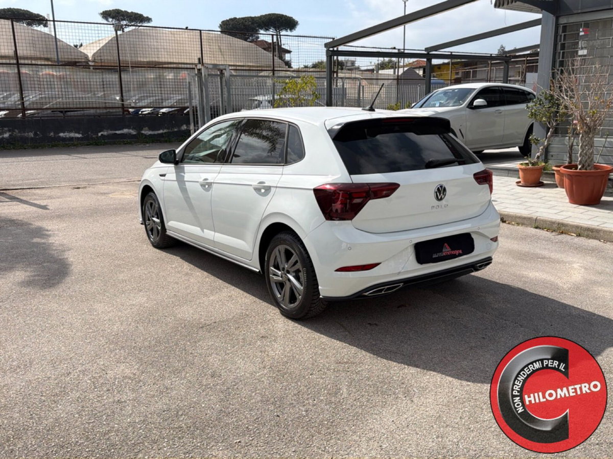 Volkswagen Polo 1.0 TSI 110 CV DSG R-Line (4)