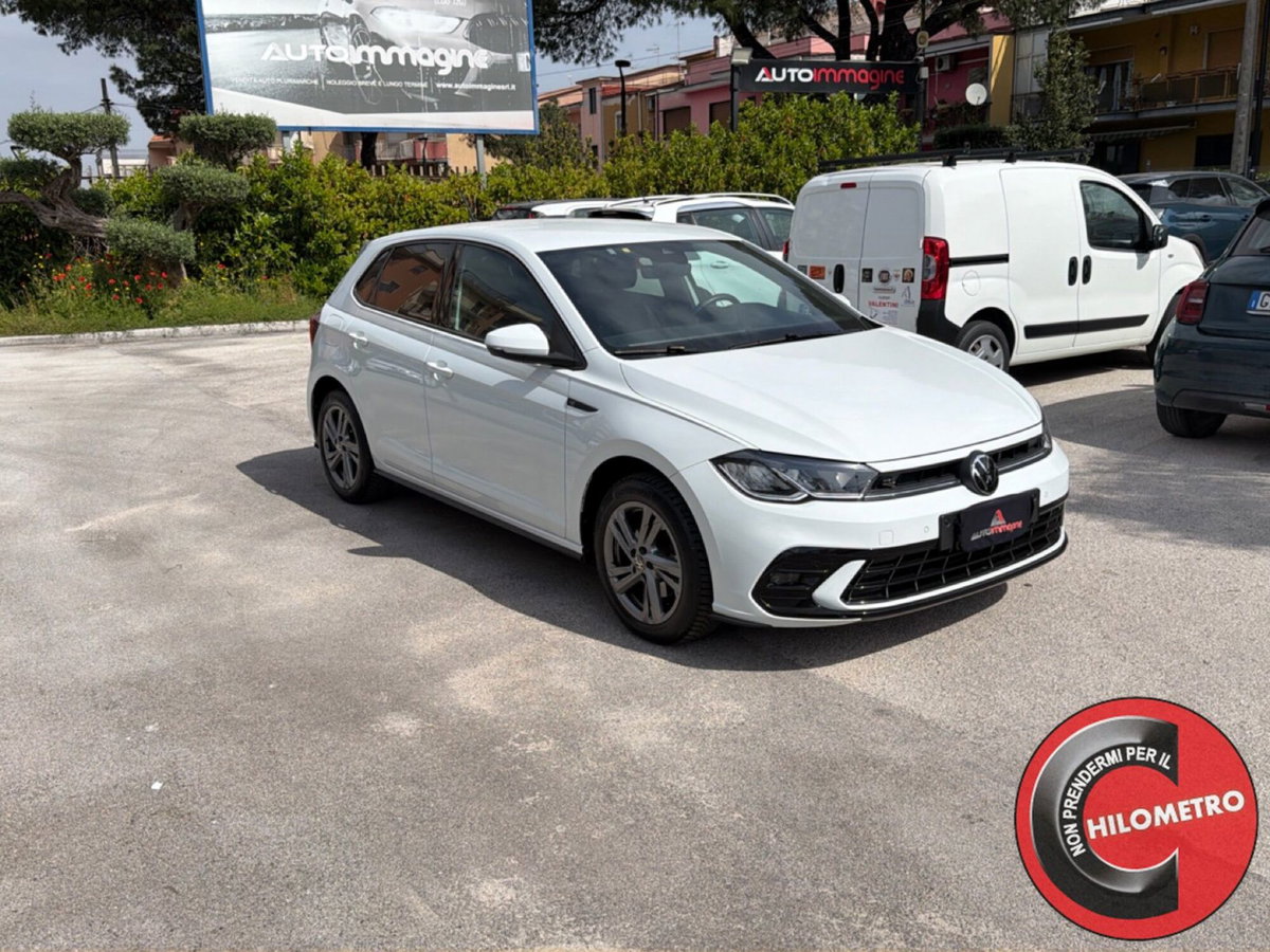 Volkswagen Polo 1.0 TSI 110 CV DSG R-Line (8)