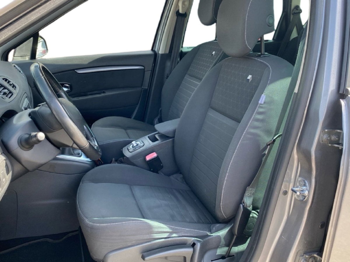 Renault Scénic X-Mod 1.5 dCi 110CV EDC Dynamique (12)