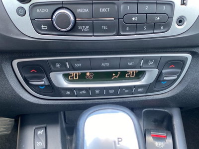 Renault Scénic X-Mod 1.5 dCi 110CV EDC Dynamique (17)