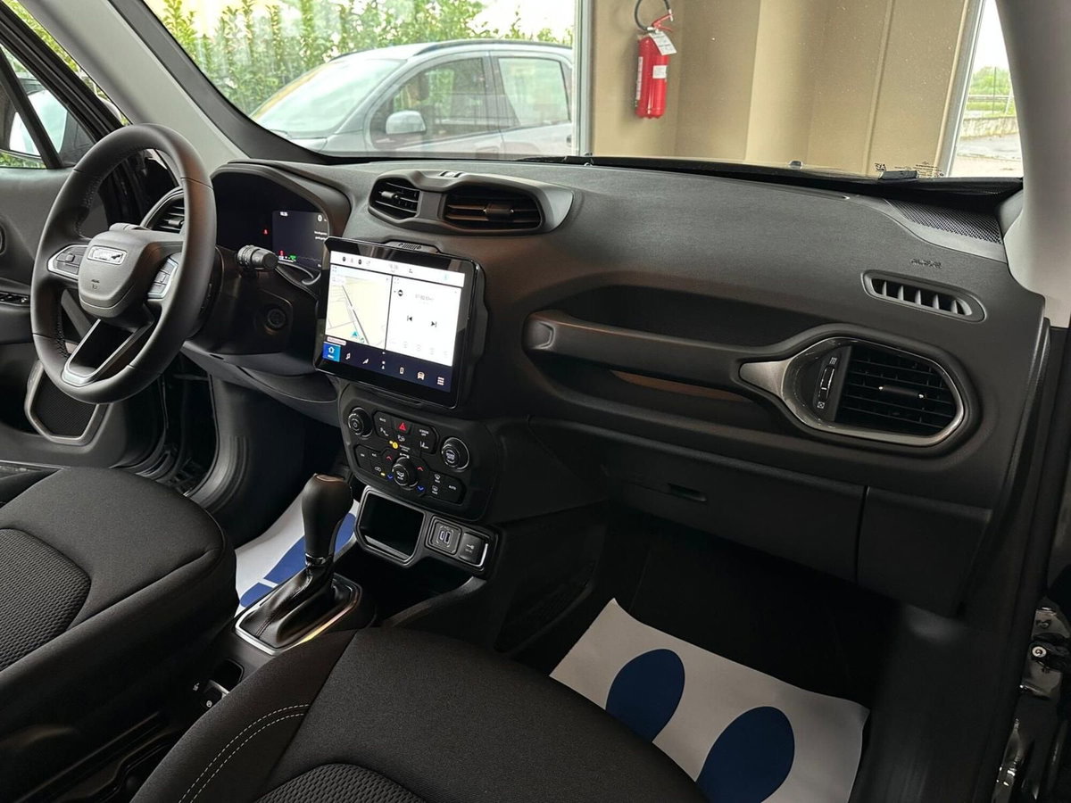 Jeep Renegade 1.5 turbo t4 mhev Altitude 2wd dct (13)