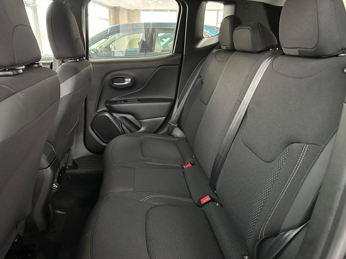 Jeep Renegade 1.5 turbo t4 mhev Altitude 2wd dct (14)