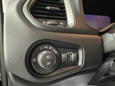 Jeep Renegade 1.5 turbo t4 mhev Altitude 2wd dct (16)