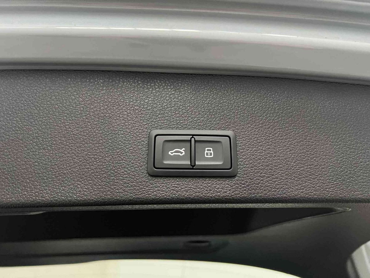Audi Q2 Q2 30 TDI S line Edition (7)