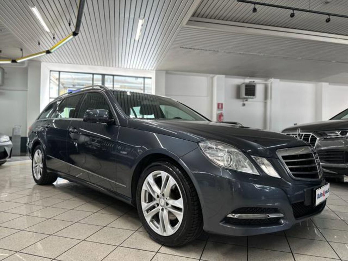Mercedes-Benz Classe E Station Wagon 200 CGI BlueEFFICIENCY Avantgarde