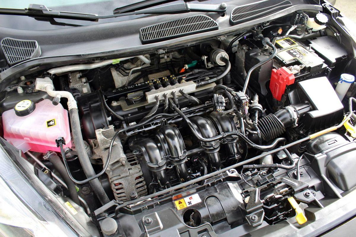 Ford Fiesta 1.4 5 porte Bz.- GPL Titanium (19)