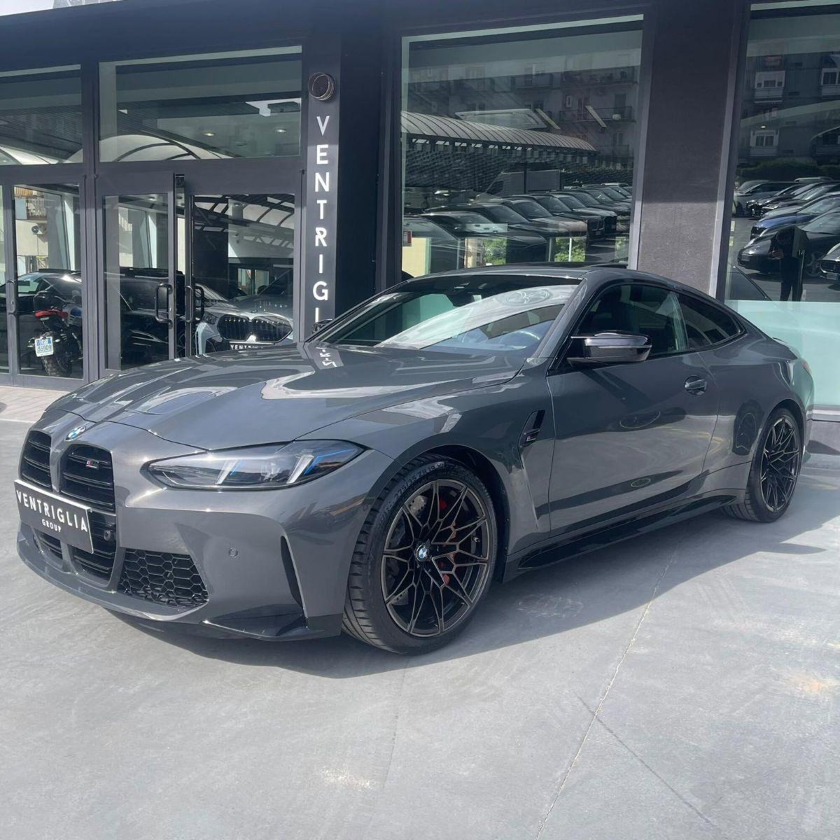 BMW Serie 4 Coupé M4 Competition (2)