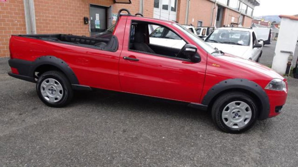Fiat Strada 1.9 diesel Pick-up (11)