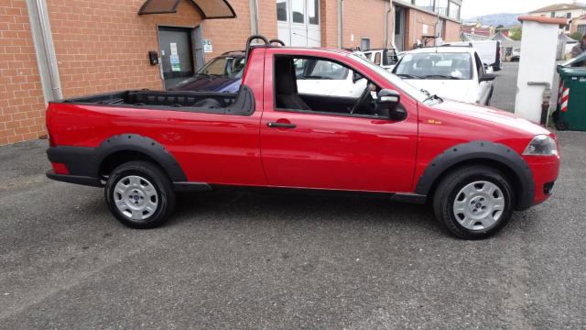 Fiat Strada 1.9 diesel Pick-up (12)