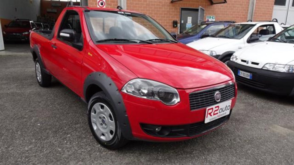 Fiat Strada 1.9 diesel Pick-up (14)