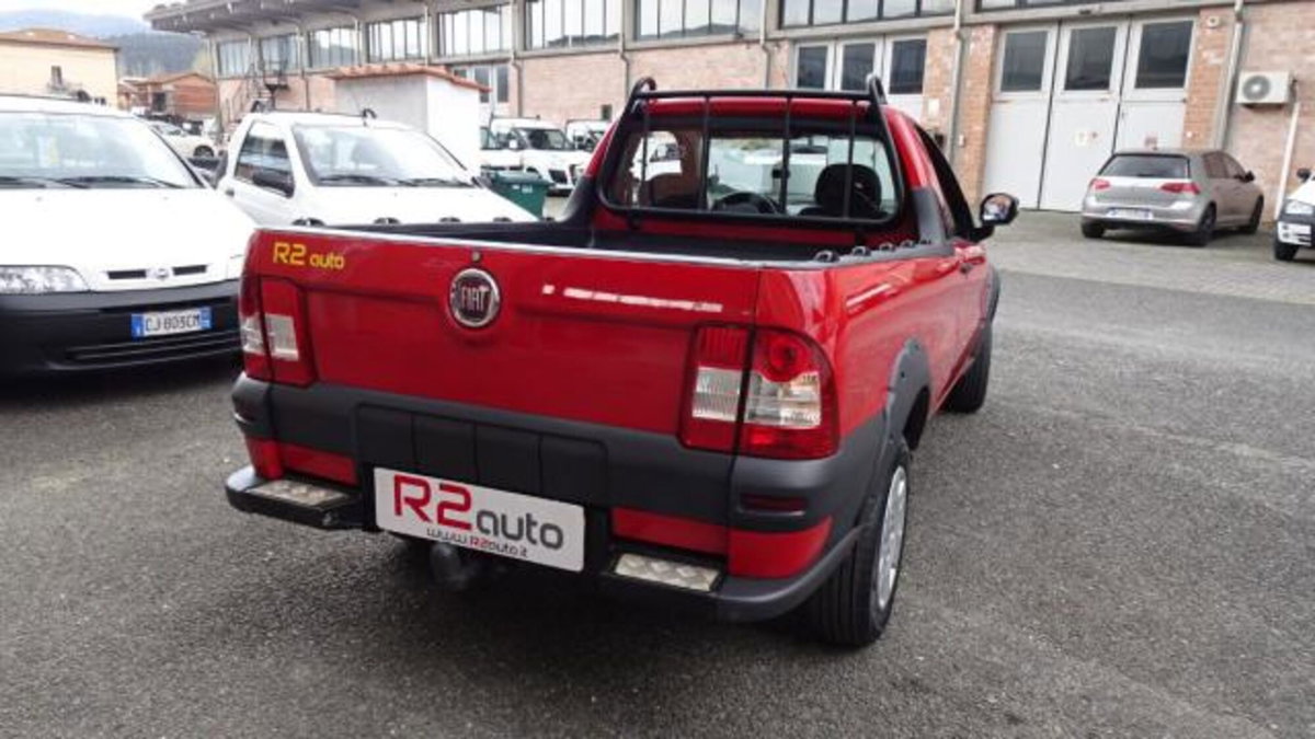 Fiat Strada 1.9 diesel Pick-up (8)