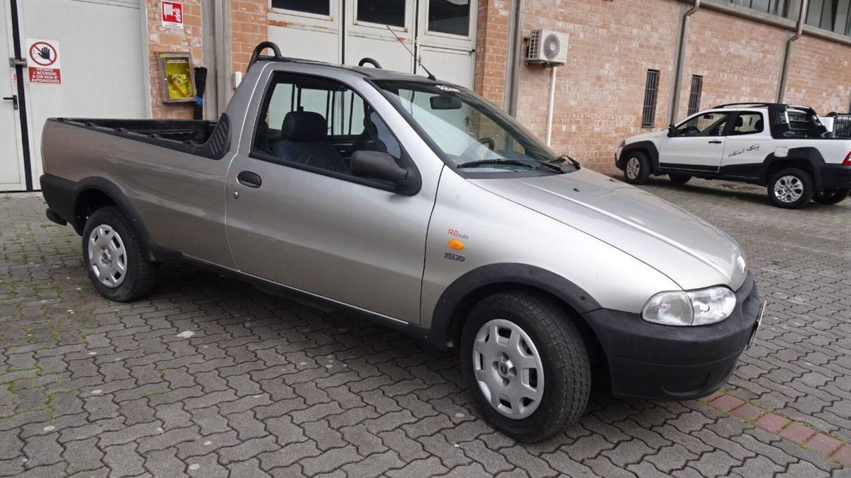 Fiat Strada TD 70 cat Pick-up (10)
