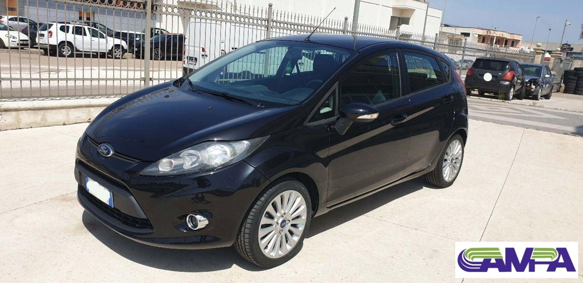 Ford Fiesta 1.2 60CV 5 porte Titanium