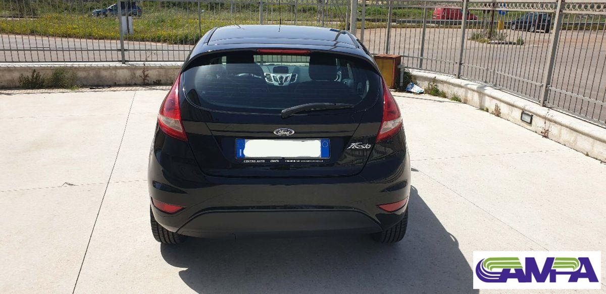 Ford Fiesta 1.2 60CV 5 porte Titanium (5)