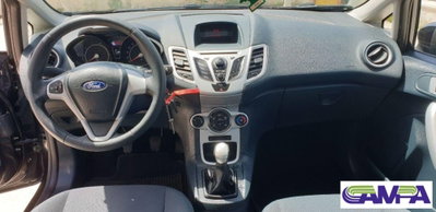 Ford Fiesta 1.2 60CV 5 porte Titanium (9)