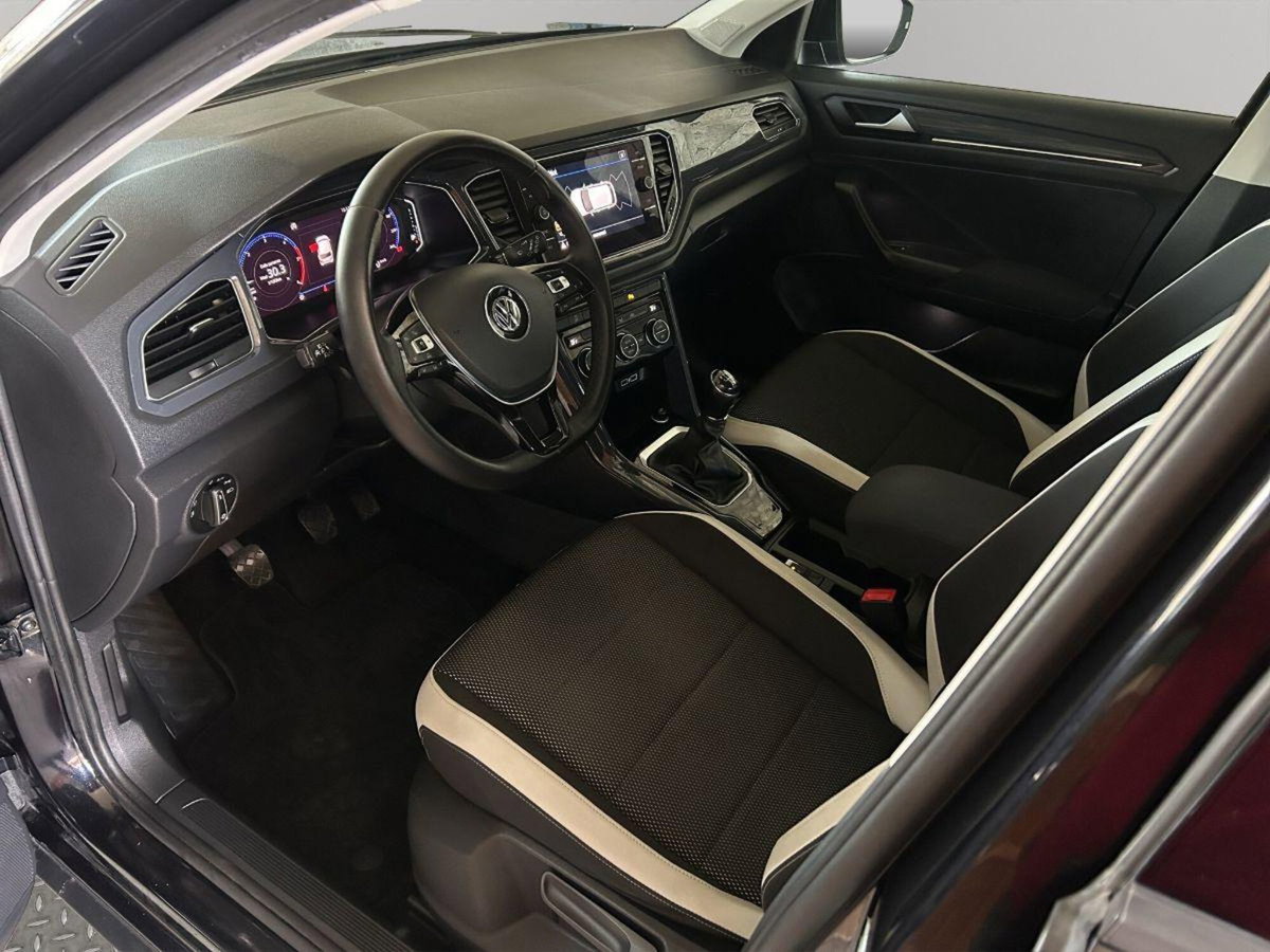 Volkswagen T-Roc 1.6 TDI SCR Advanced BlueMotion Technology (10)