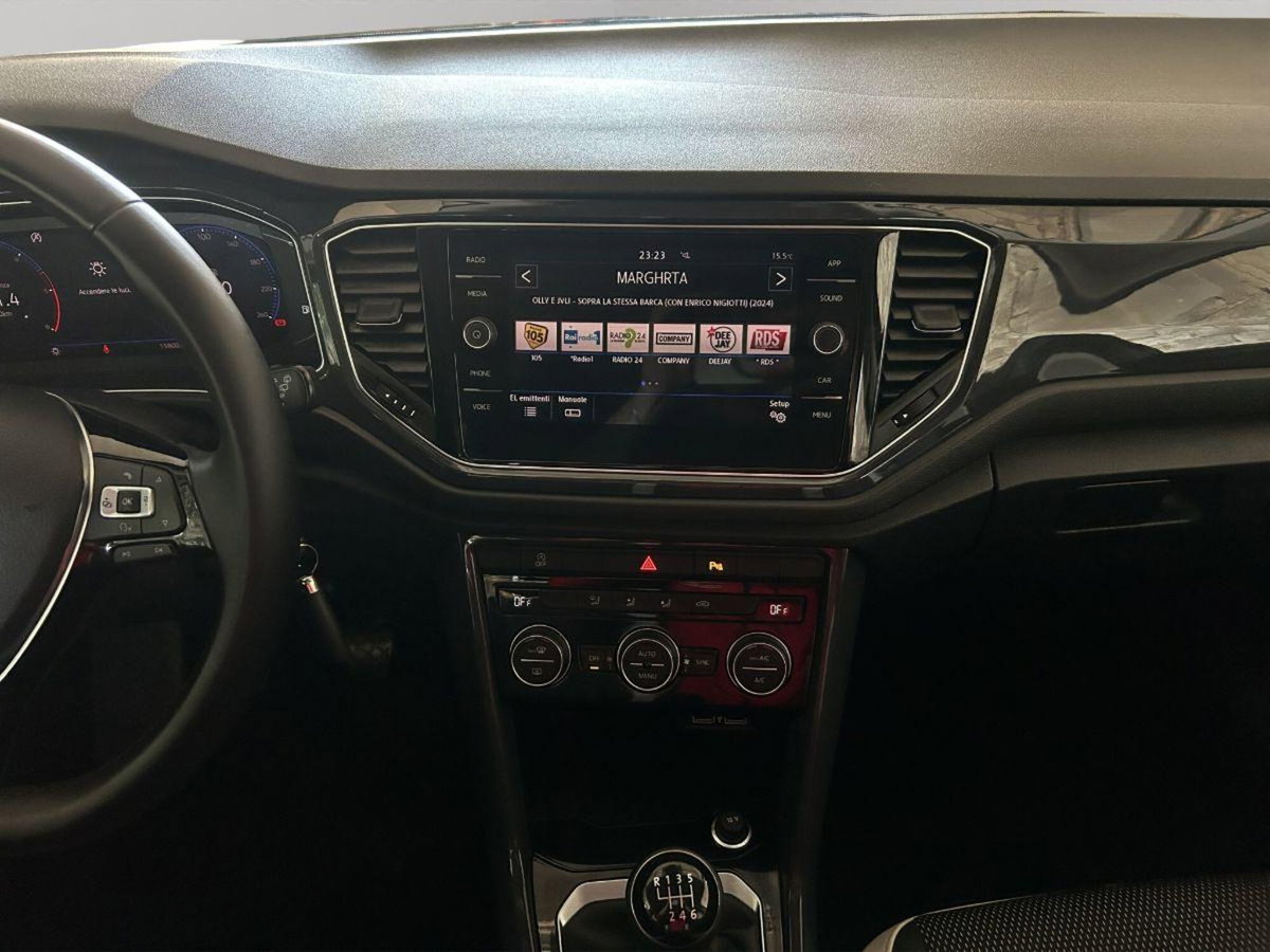 Volkswagen T-Roc 1.6 TDI SCR Advanced BlueMotion Technology (15)