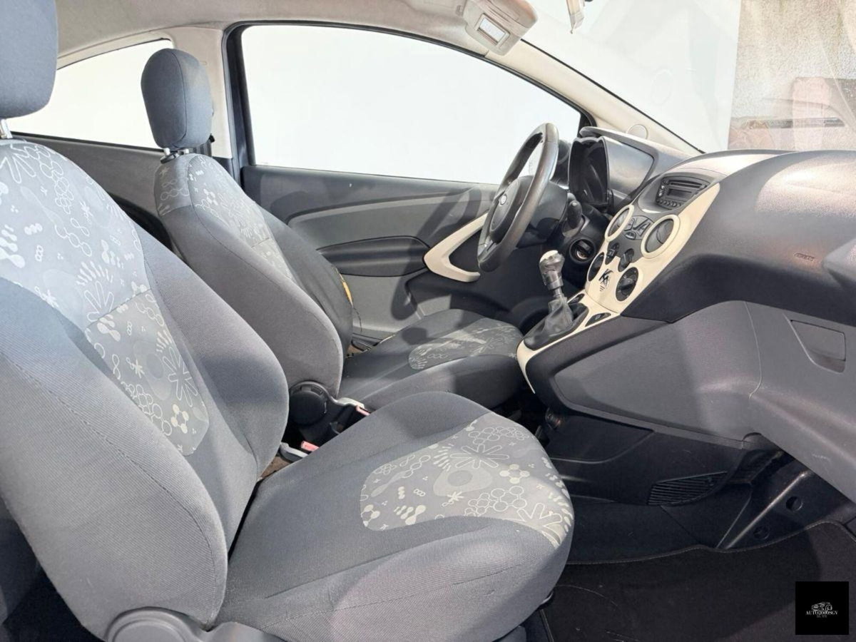 Ford Ka 1.3 TDCi 75CV Titanium cDPF (10)