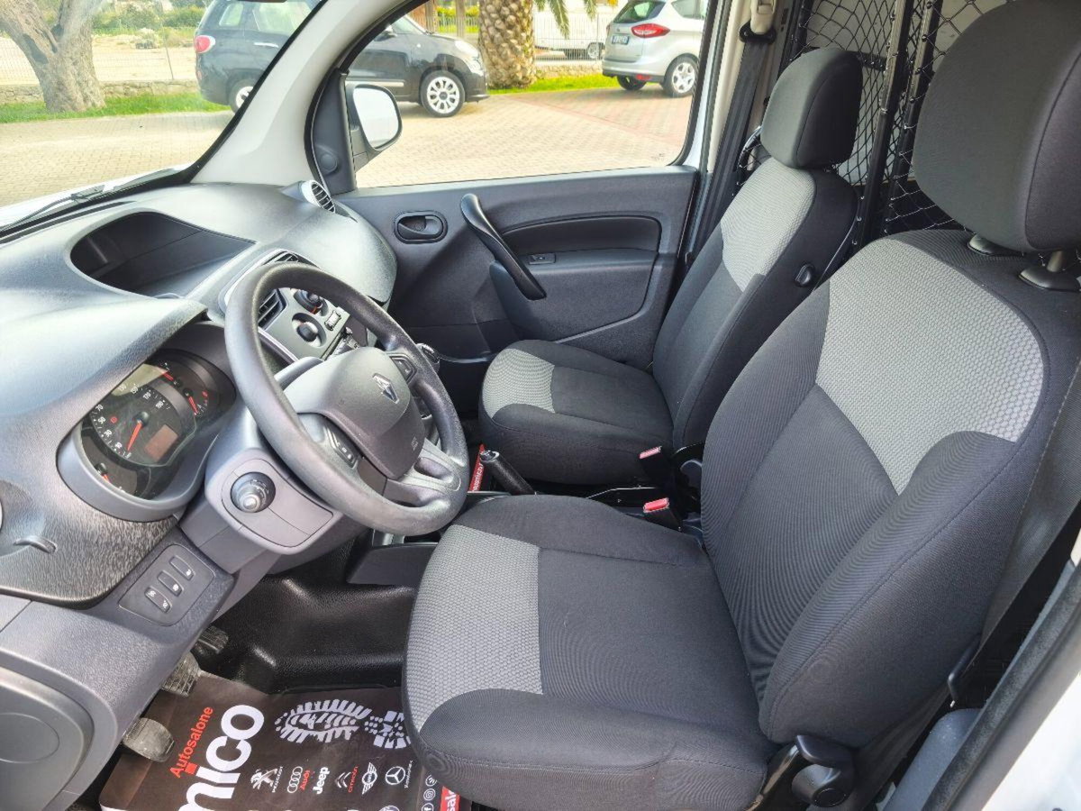 Renault Kangoo 1.5 dCi 90CV F.AP. 4p. Express (11)